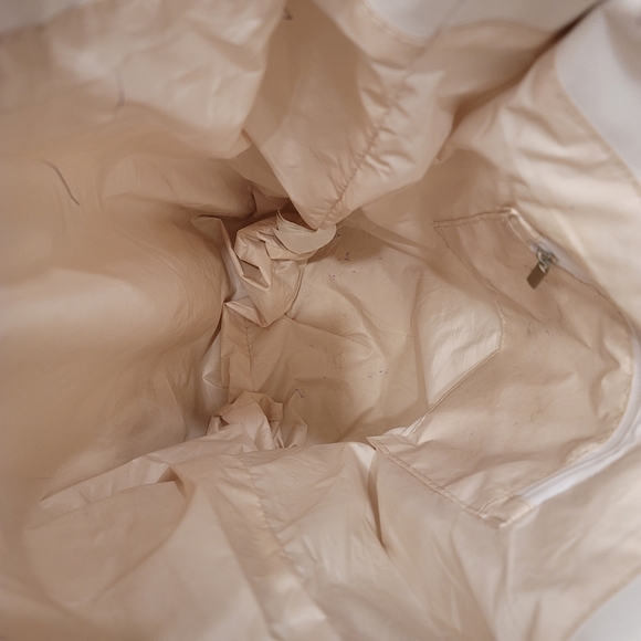 Lacoste Parfums Shopping Tote Bag - Picture 8 of 16